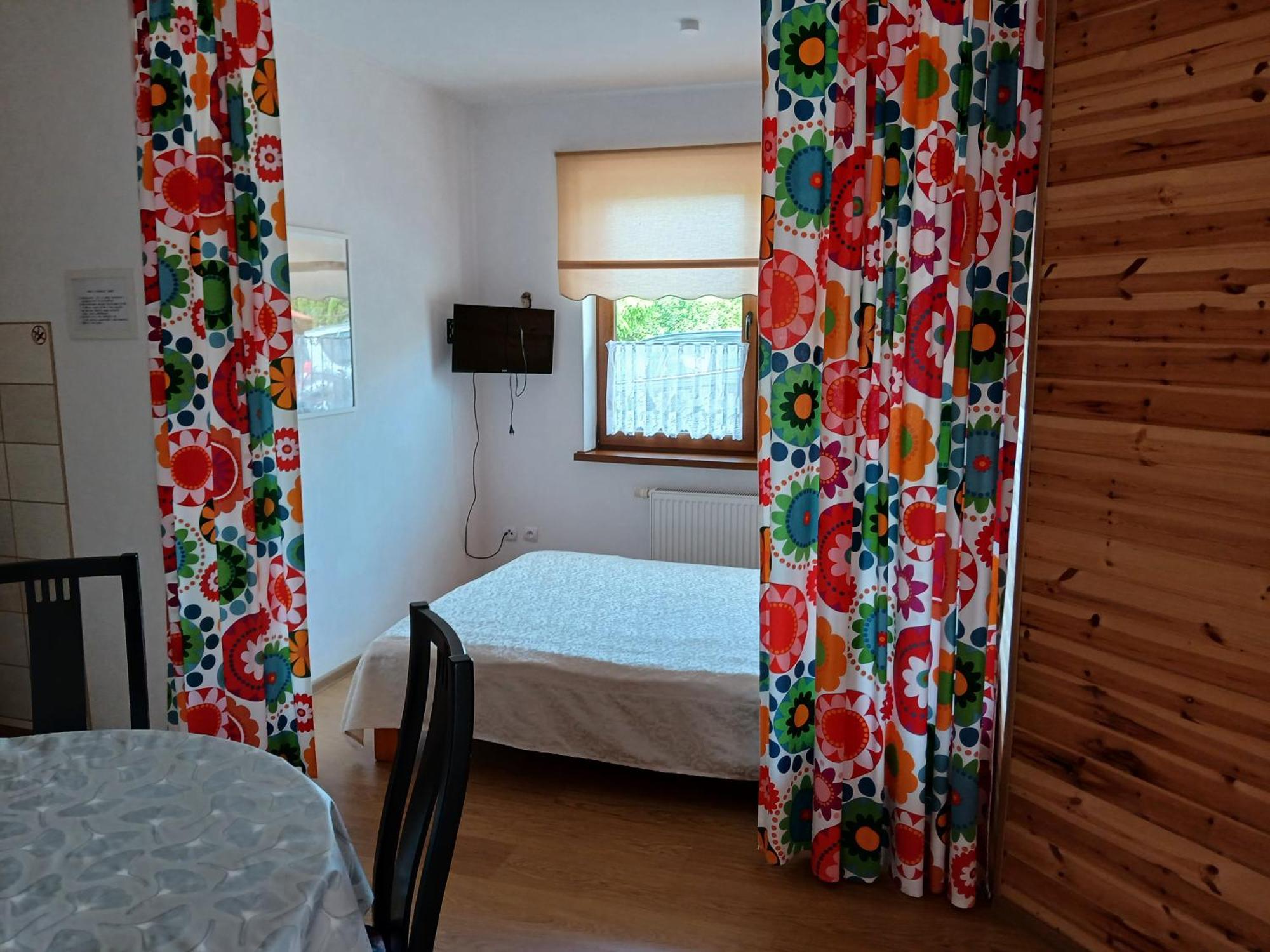 Apartamenty Jakob Rewal Exteriör bild