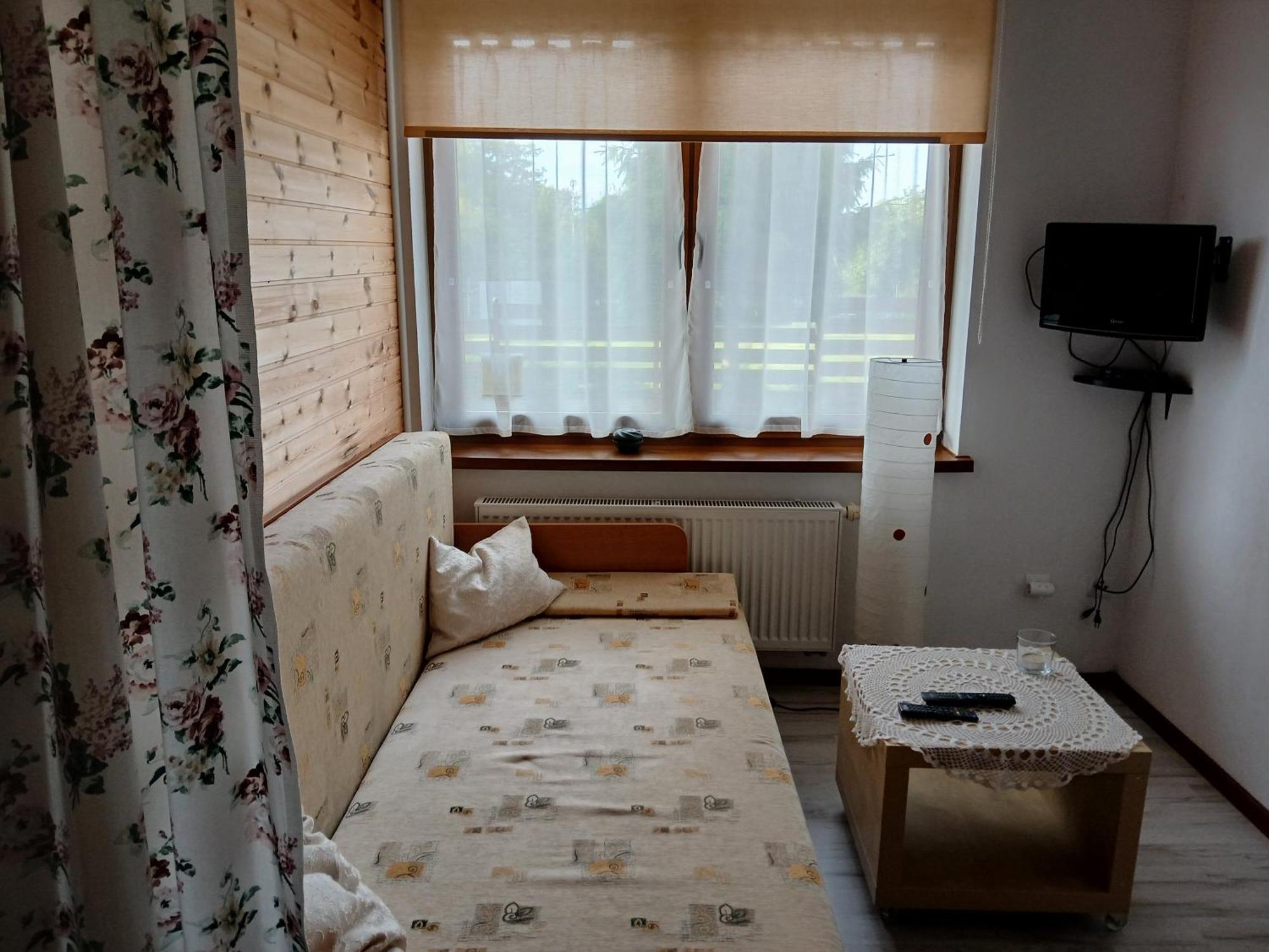 Apartamenty Jakob Rewal Exteriör bild